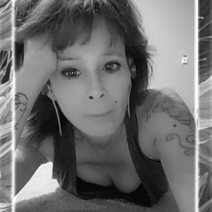 Meet your Posher, Dee